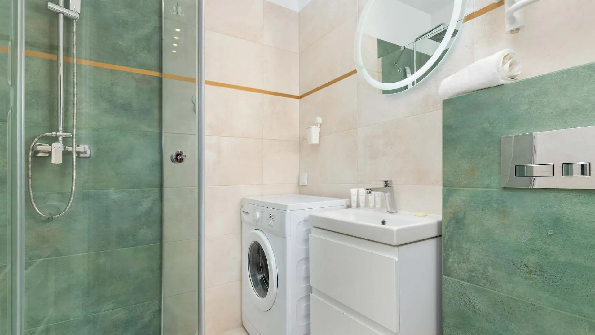 Spacious Apartment Burzynskiego In Gdansk With Parking By Noclegi Renters